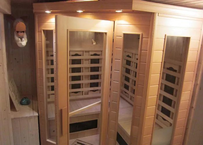 Rotes Atelierhaus Vakantiehuis *